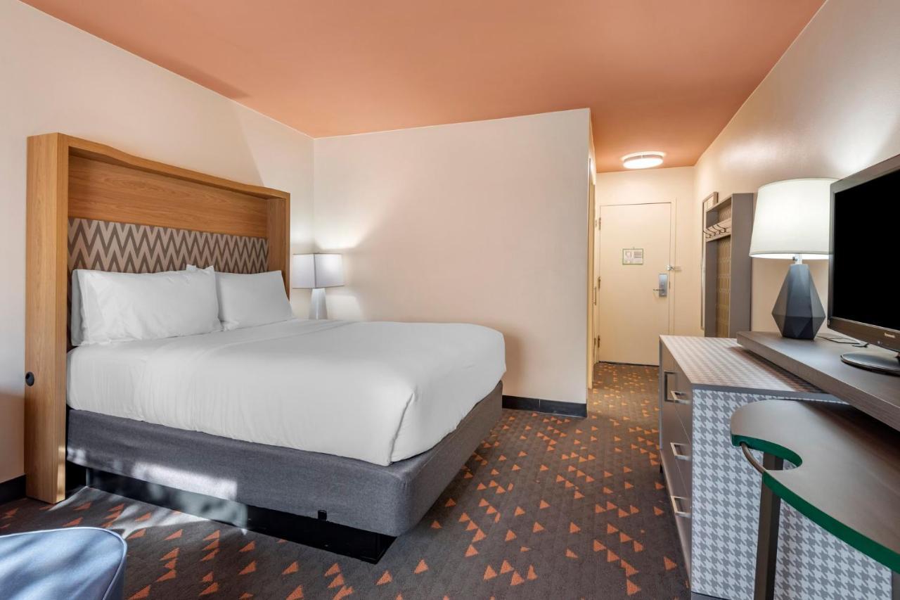 Holiday Inn Bangor By Ihg Екстер'єр фото