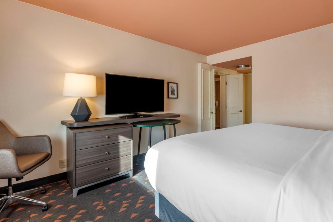 Holiday Inn Bangor By Ihg Екстер'єр фото