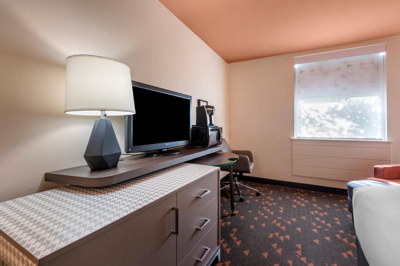Holiday Inn Bangor By Ihg Екстер'єр фото