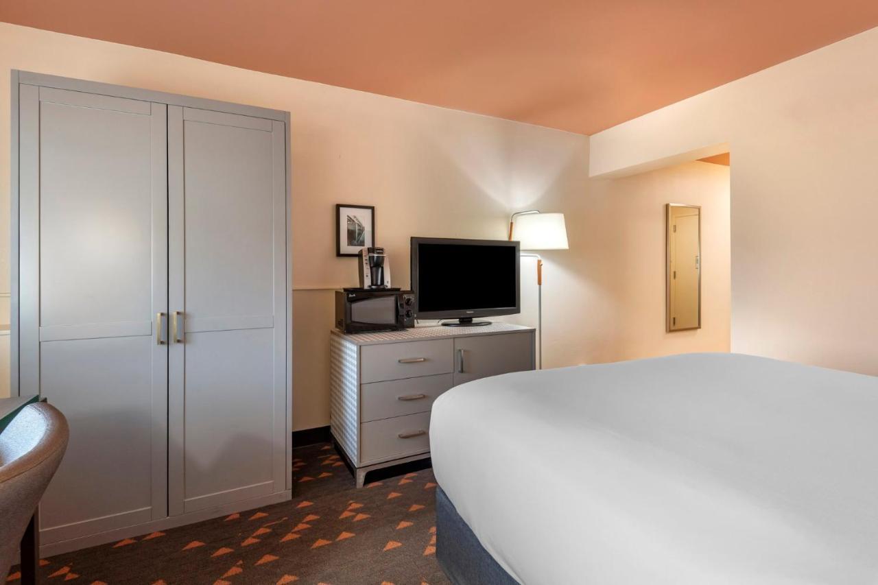 Holiday Inn Bangor By Ihg Екстер'єр фото